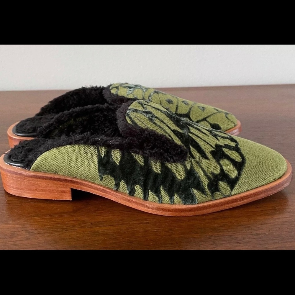 Free People Green Butterfly Effect Faux Fur Mule Shoes - Picture 3 of 7